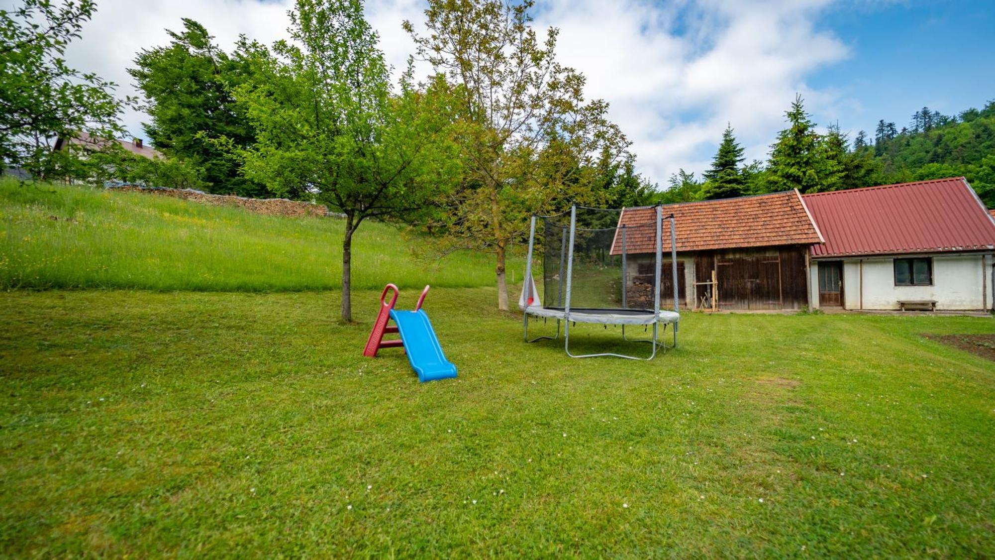 Apartmani Gruzdovo Delnice Exteriör bild