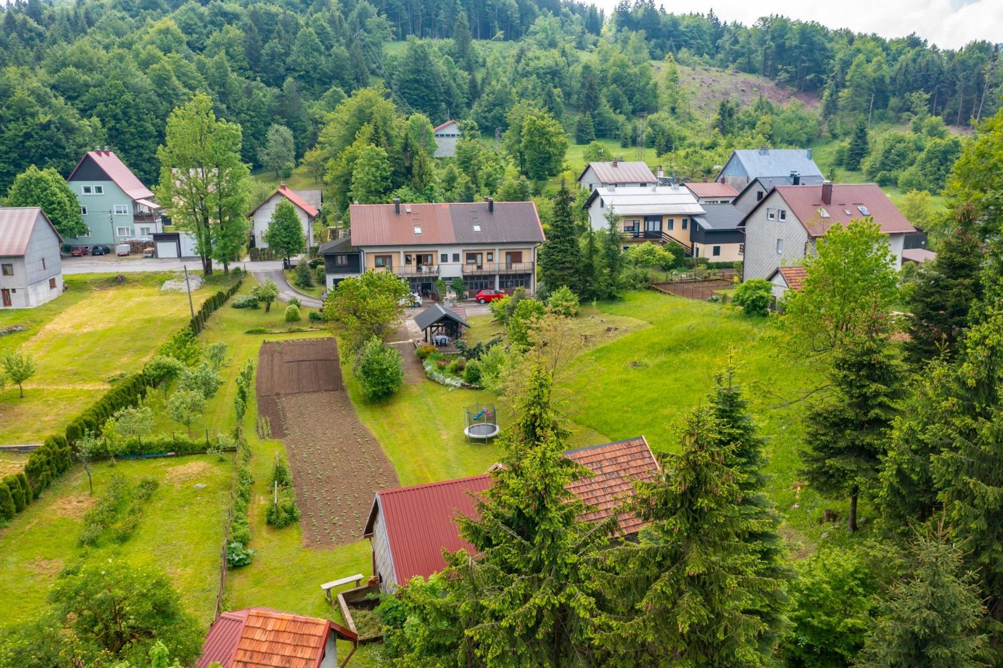 Apartmani Gruzdovo Delnice Exteriör bild